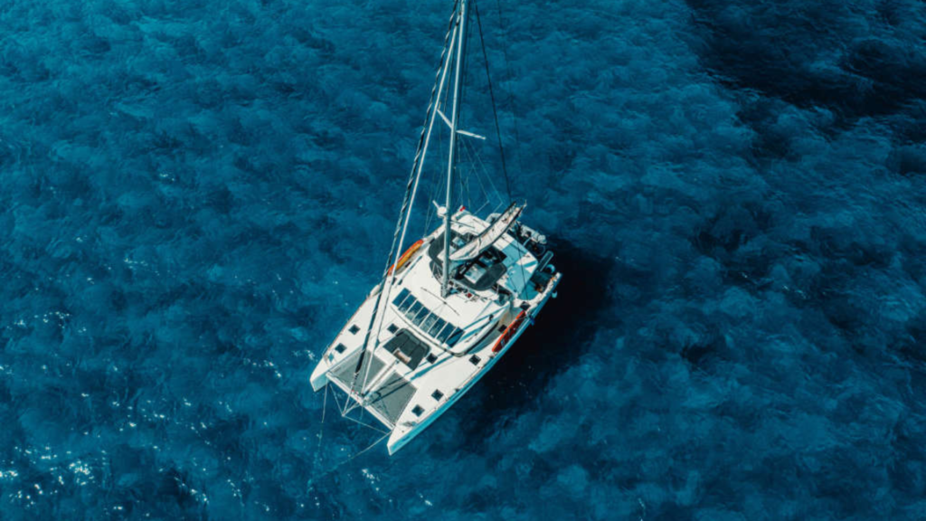 Life aboard a catamaran Marina Vela